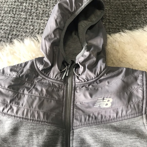New Balance Jacket - Picture 2 of 5